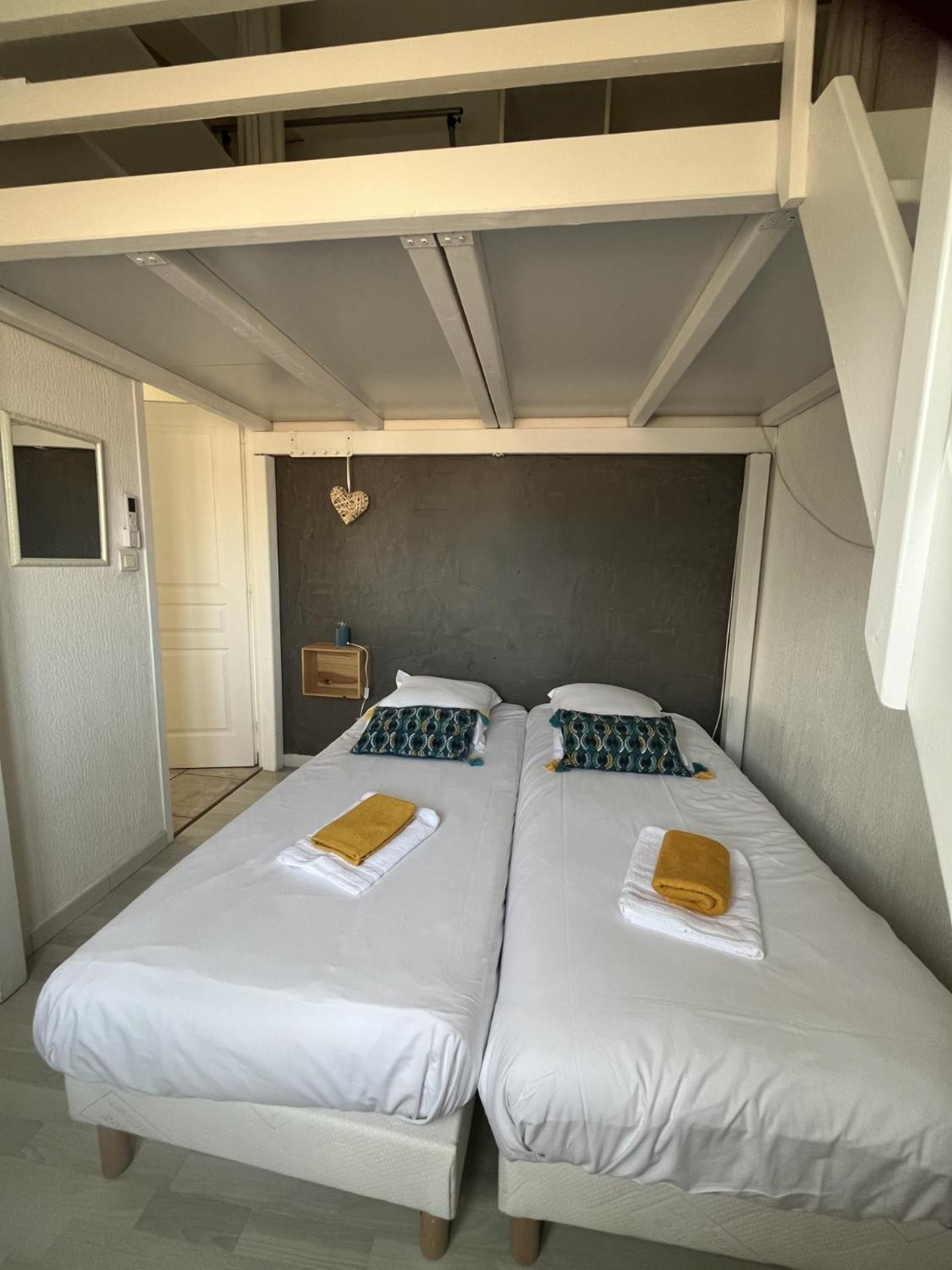 L Abri-Cotier Appartements Сент-Марі-де-ла-Мер Екстер'єр фото